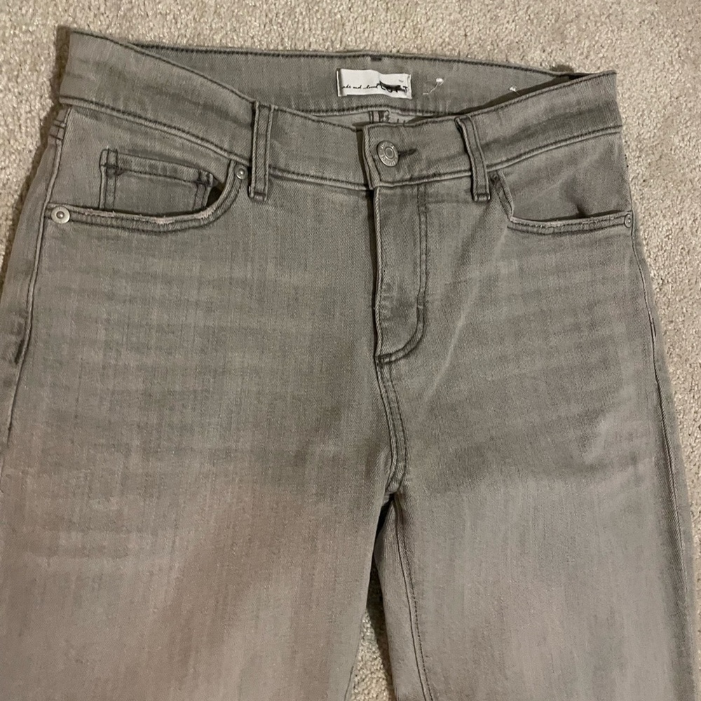 Loft women’s grey wash jeans 24 NWT